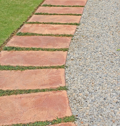 Patio with pavers and pea gravel